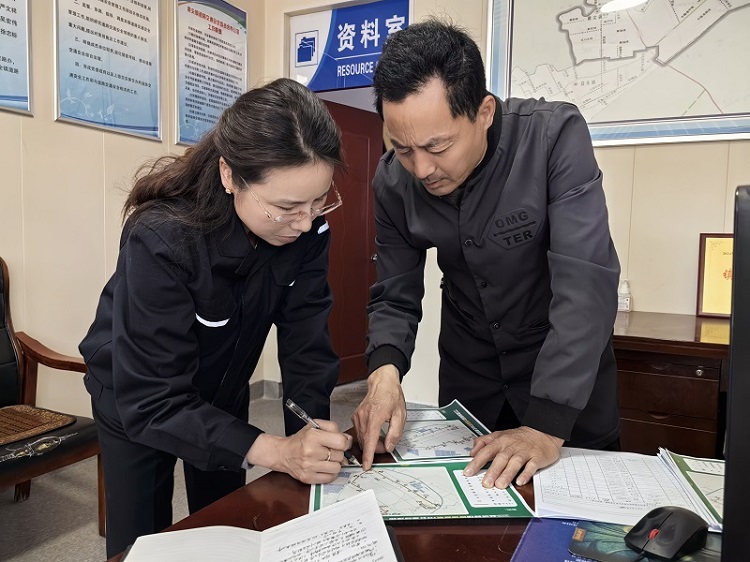 討論接駁線(xiàn)路.jpg